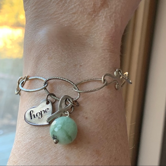 Charm Link Bracelet, green bead, hope, silver tone - Picture 4 of 8